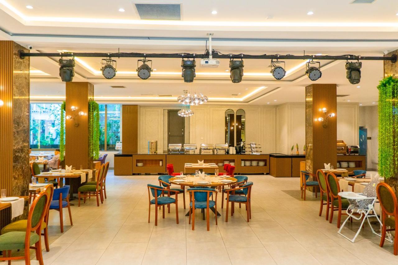 Grand Midway Hotel Baku Exterior foto